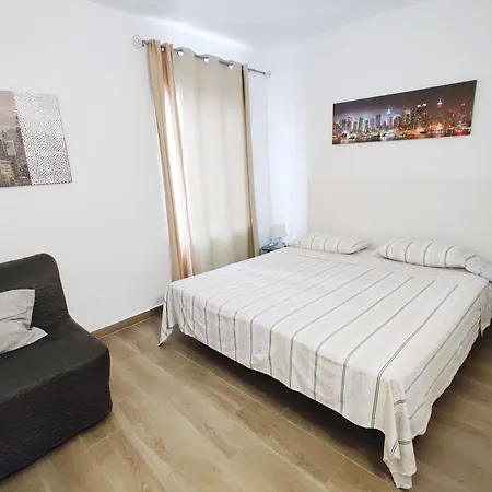 Floritas 31-2 Apartment
