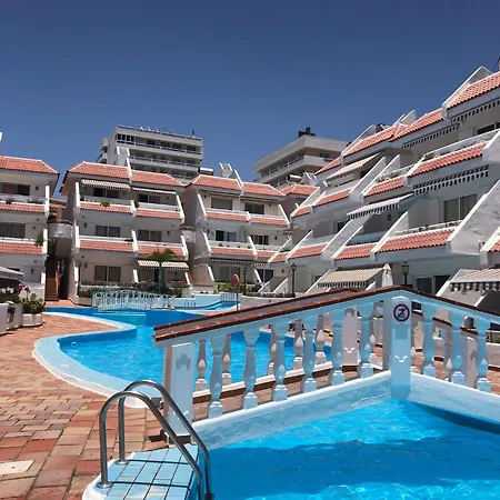 Floritas 31-2 Apartment *